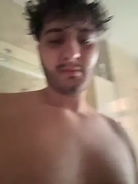 Snapshot of sergio319201 chatting on 10-15-25, 04:07 sergio319201 online show from 10-15-25, 04:07