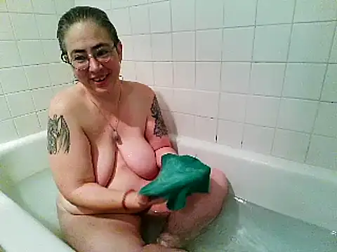 Snapshot of GraceHenderson chatting on 03-13-25, 04:23 GraceHenderson online show from 03-13-25, 04:23
