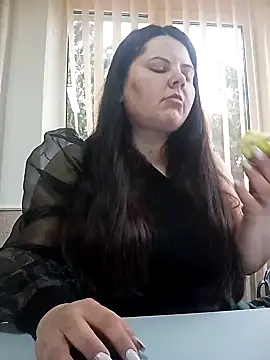 ValhallaXXL online show from 01-24-25, 08:02