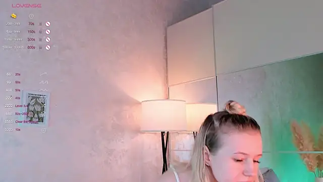 MaydaFoulk online show from 03-09-25, 10:52