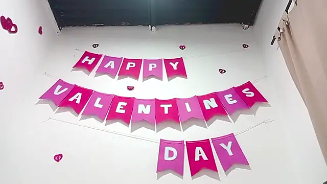 PetiteIvoryQueen19 online show from 03-01-25, 07:19