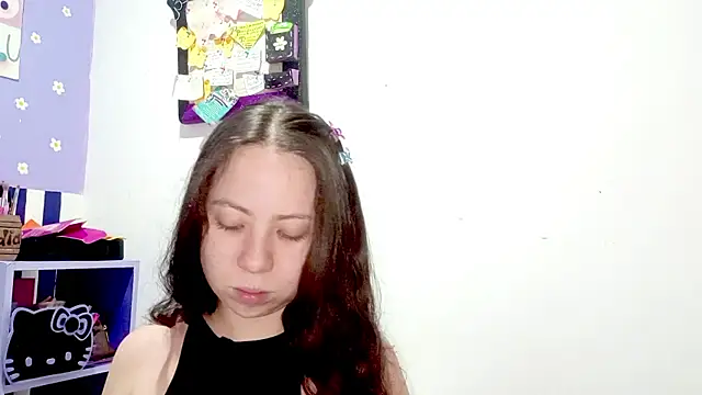 PetiteIvoryQueen19 online show from 07-13-26, 06:16