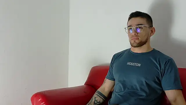 Sexy Alejandro  online show from 12-03-25, 11:41