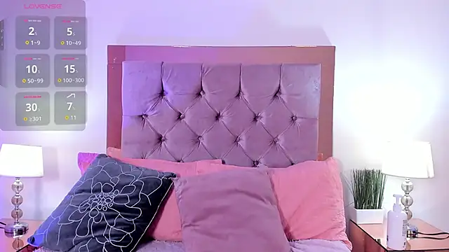 melanie hills online show from 11-12-25, 11:43