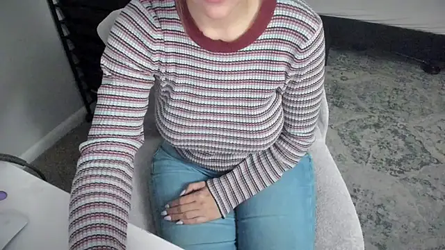 bigb00tyjudyyX online show from 10-27-25, 12:31