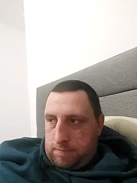 HE-M123 online show from 12-20-25, 07:21