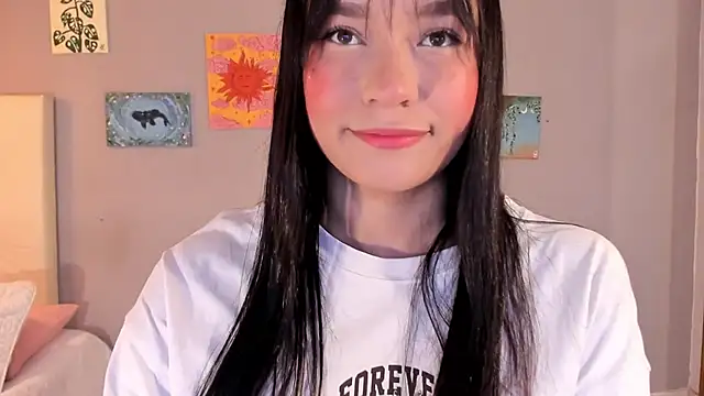 Maia W10 online show from 04-10-26, 12:21