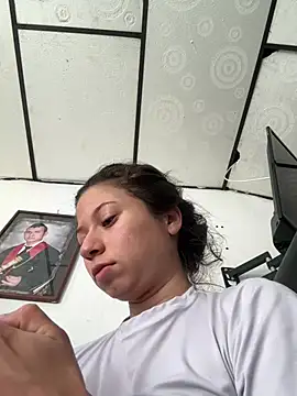 Catalina Jonex online show from 06-27-26, 01:28