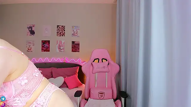 Kate Clover online show from 03-12-25, 04:19