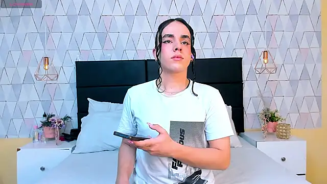 JustinePerry online show from 04-10-26, 03:56