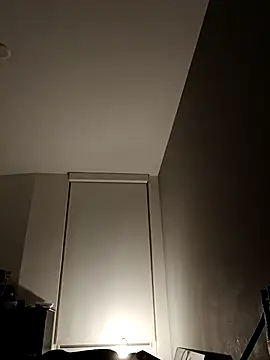 hoesinthishouse78 online show from 11-18-25, 02:28