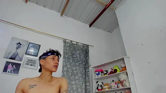 megan 100 online show from 02-18-26, 04:36