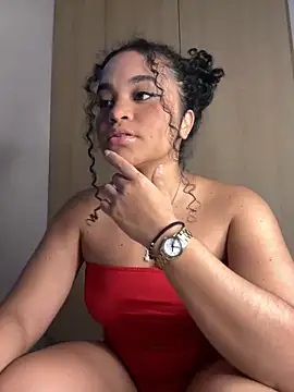 Snapshot of Lucy_wilson5 chatting on 12-03-24, 03:41 Lucy wilson5 online show from 12-03-24, 03:41
