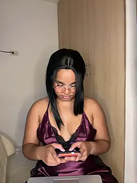 Snapshot of Lucy_wilson5 chatting on 02-01-25, 03:52 Lucy wilson5 online show from 02-01-25, 03:52