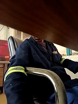 Dickson700 online show from 12-14-25, 06:30