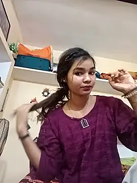 Snapshot of Cut_rabita chatting on 02-28-25, 04:54 Cut rabita online show from 02-28-25, 04:54