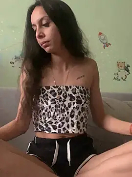 Snapshot of hotbaby5566 chatting on 02-10-26, 11:47 hotbaby5566 online show from 02-10-26, 11:47