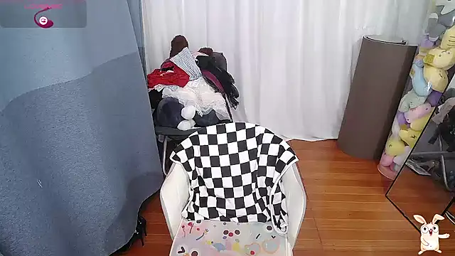 CN-Doudou online show from 10-08-25, 11:08