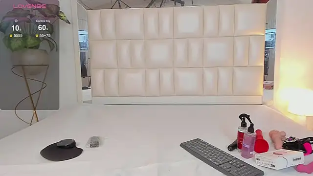 Alhana pulido online show from 12-09-24, 10:52