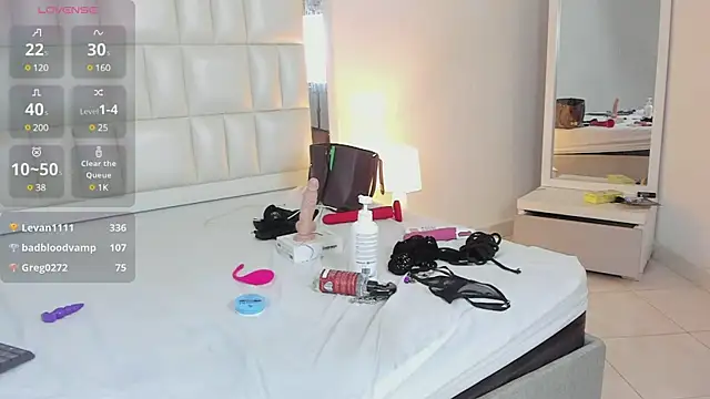 Alhana pulido online show from 12-24-24, 03:27