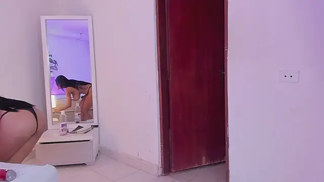 Alhana pulido online show from 12-28-24, 11:26