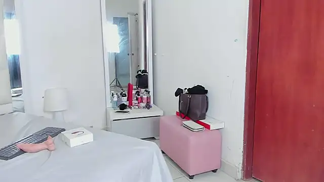 Alhana pulido online show from 03-22-25, 11:31