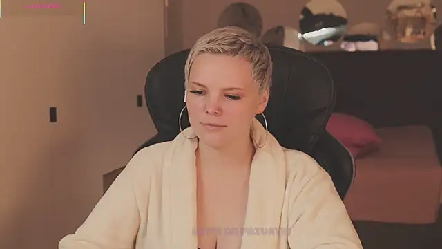 LikaBerry1 online show from 11-27-25, 01:57