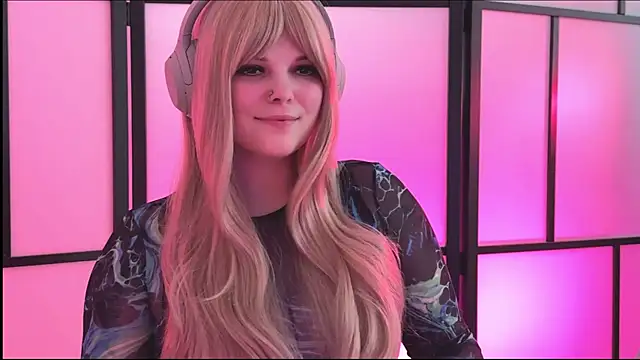 LikaBerry1 online show from 06-09-26, 11:33