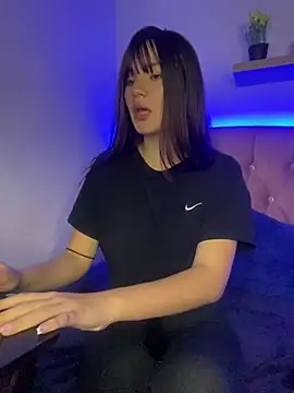 Snapshot of angel_natural chatting on 01-19-25, 12:06 angel natural online show from 01-19-25, 12:06