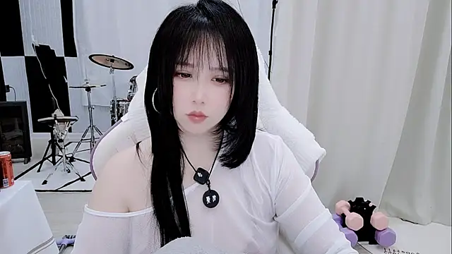 Snapshot of Vaness-a chatting on 04-20-26, 08:39 Vaness-a online show from 04-20-26, 08:39