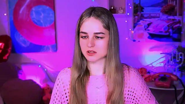 Snapshot of DeboraLarson chatting on 03-07-25, 03:51 DeboraLarson online show from 03-07-25, 03:51