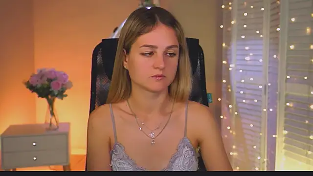 DeboraLarson online show from 07-04-26, 03:13