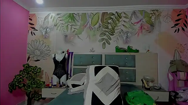 bigblackhotx1 online show from 02-04-26, 01:17