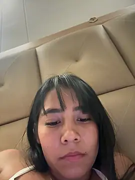 Snapshot of darsha_90 chatting on 02-06-25, 02:55 darsha 90 online show from 02-06-25, 02:55