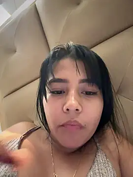 Snapshot of darsha_90 chatting on 02-23-25, 03:13 darsha 90 online show from 02-23-25, 03:13