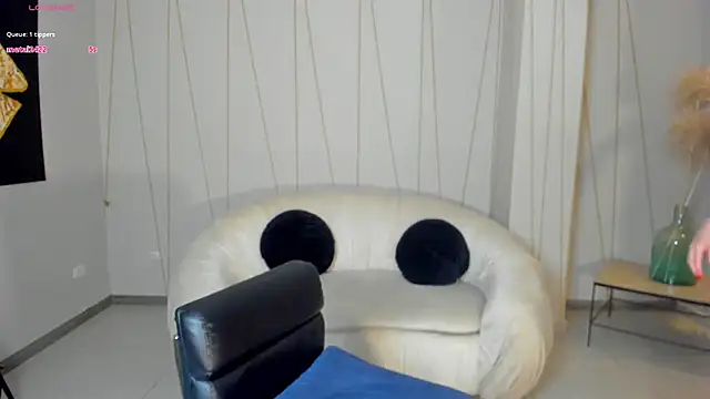 Snapshot of StacyWoods chatting on 03-06-25, 04:49 StacyWoods online show from 03-06-25, 04:49