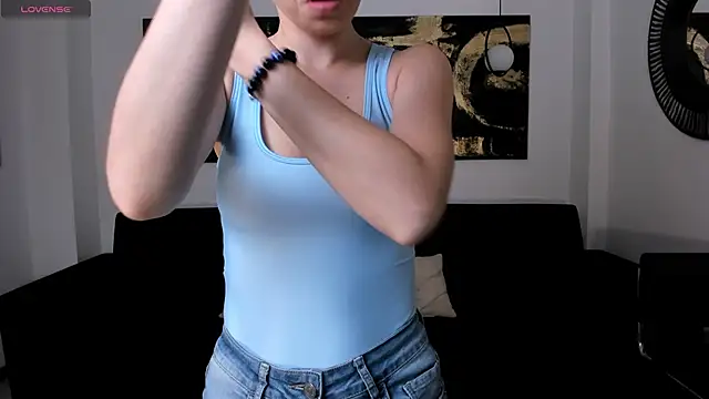 StacyWoods online show from 05-20-26, 11:38