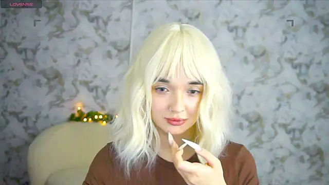 Ashley S online show from 05-19-26, 01:56