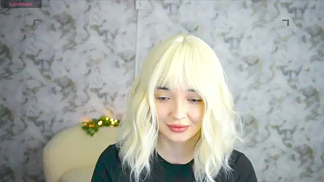 Ashley S online show from 06-08-26, 10:21