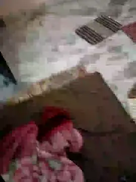 Snapshot of AuntyLover_BhabhiLover_ chatting on 12-05-24, 04:53 AuntyLover BhabhiLover online show from 12-05-24, 04:53