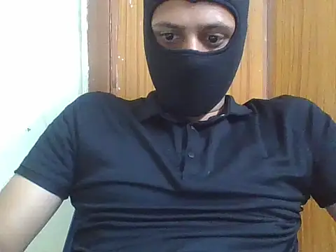 Snapshot of AuntyLover_BhabhiLover_ chatting on 02-05-25, 05:09 AuntyLover BhabhiLover online show from 02-05-25, 05:09