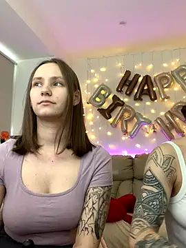 HotCaramellsTV online show from 10-20-25, 09:21