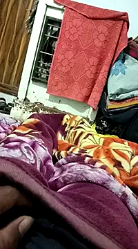 Snapshot of pintuS40 chatting on 01-10-25, 11:39 pintuS40 online show from 01-10-25, 11:39