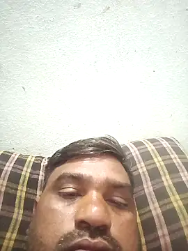 Snapshot of pintuS40 chatting on 01-15-25, 06:29 pintuS40 online show from 01-15-25, 06:29