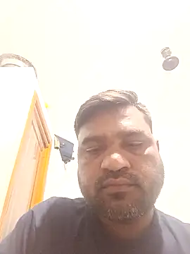 Snapshot of pintuS40 chatting on 02-25-25, 02:33 pintuS40 online show from 02-25-25, 02:33