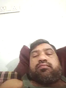 Snapshot of pintuS40 chatting on 03-19-25, 01:54 pintuS40 online show from 03-19-25, 01:54