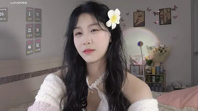 Luminous163 online show from 02-25-25, 01:17