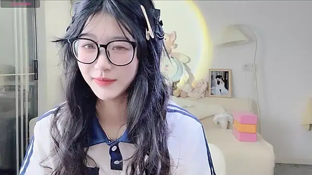 Luminous163 online show from 10-11-25, 09:41