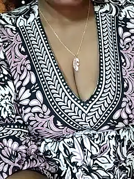 sophia600 online show from 12-24-24, 05:02