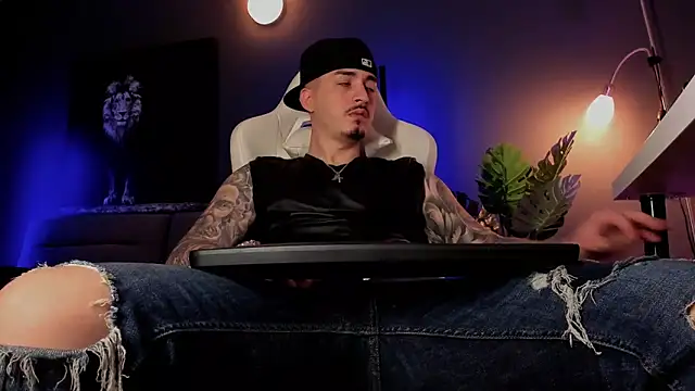 uptomatty online show from 05-15-26, 07:26